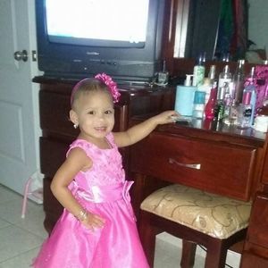 Meet your Posher, Florangel